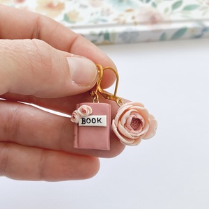 Cercei Floare si carte - bijuterii - cercei - cercei cu figurine - Artynos.ro