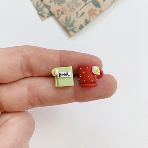 Cercei Book and tea - bijuterii - cercei - clipsuri - Artynos.ro