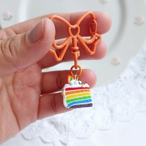 Breloc Rainbow - genți și portofele - accesorii genți - breloc - Artynos.ro
