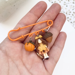 Broșă pe ac I love autumn - bijuterii - broșe - Artynos.ro