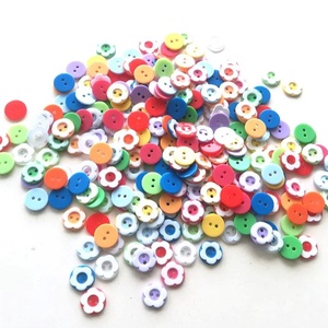 Nasturi din plastic colorati, de 12 mm - Artynos.ro