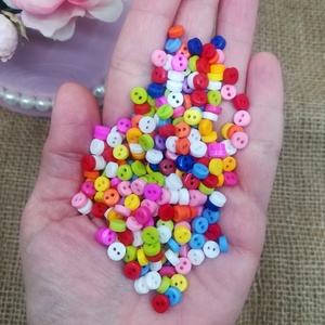 Nasturi din plastic super mititei - Artynos.ro