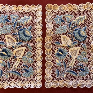 Șervet mic cu broderie riseliu în stil Kalocsa - accessorii și unelte - obiecte de decorare - textil de decorare - Artynos.ro