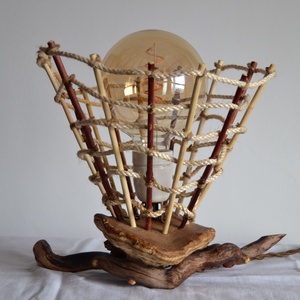 Lotus - casă & stil de viață - lămpi și corpuri de iluminat - lampă de masă - Artynos.ro