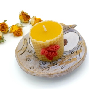 Lumanare votiva din ceara naturala de albine, cu suport ceramic bufnita - casă & stil de viață - lumânări, parfumuri, arome - lumânare - lumânări artizanale - Artynos.ro