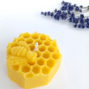Lumanare hexagon din ceara de albine - casă & stil de viață - lumânări, parfumuri, arome - lumânare - lumânări artizanale - Artynos.ro