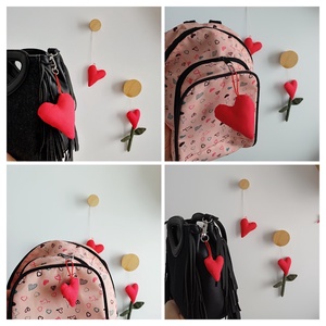 Breloc inimă handmade din material textil - charm pentru poșetă sau rucsac - genți și portofele - accesorii genți - breloc - Artynos.ro