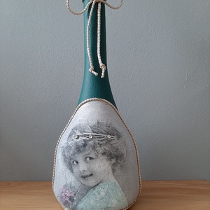 Sticlă decorată /vază , Casă & Stil de viață, Accesorii pentru decorat casa, Decorațiuni de masă și decorațiuni pentru rafturi , Sticle ornamentale, Decoupage, transfer și tehnici șervețel, ARTYNOS