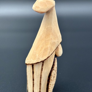 Gnom cioplit din lemn de tei - figurină unicat - accesorii de crăciun - decorațiuni de crăciun de casă - decorațiuni pentru casă de crăciun - Artynos.ro