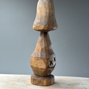 Ciupercuță zâmbitoare - figurină unicat, Arte vizuale și accesorii , Sculptură, Statuie lemn, Sculptură, Prelucrarea lemnului, ARTYNOS