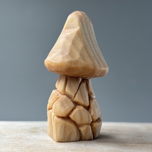 Ciupercuță căsuță - figurină unicat  - accesorii de crăciun - decorațiuni de crăciun de casă - spiriduși de crăciun, figurine - Artynos.ro
