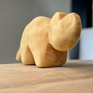 Pisicuță stilizată - figurină unicat - Artynos.ro