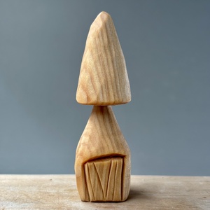Ciupercuță căsuță - figurină unicat - arte vizuale și accesorii  - sculptură - statuie lemn - Artynos.ro