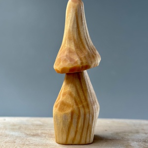 Ciupercuță căsuță - figurină unicat - arte vizuale și accesorii  - sculptură - statuie lemn - Artynos.ro