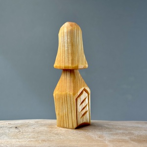 Ciupercuță Căsuță din Lemn de Tei  Sculptură Unicat -  - Artynos.ro