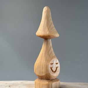Ciupercuță zâmbitoare - figurină unicat, Arte vizuale și accesorii , Sculptură, Statuie lemn, Sculptură, Prelucrarea lemnului, ARTYNOS