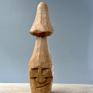 Ciupercuță zâmbitoare - figurină unicat, Arte vizuale și accesorii , Sculptură, Statuie lemn, Prelucrarea lemnului, Sculptură, ARTYNOS