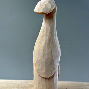 Vrăjitor sculptat manual din lemn de tei  figură decorativă unică - accesorii de crăciun - cadou tematic de moș crăciun, decorațiuni - cadouri de moș crăciun - Artynos.ro