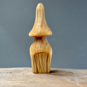 Ciupercuță căsuță sculptată manual din lemn de tei  decor rustic și natur, , Prelucrarea lemnului, Sculptură, ARTYNOS