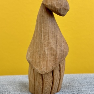 Gnom mic morocănos din lemn de cireș  - accesorii de crăciun - cadou tematic de moș crăciun, decorațiuni - cadouri de moș crăciun - Artynos.ro