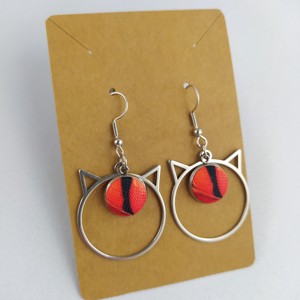 Cercei pisoi - bijuterii - cercei - Artynos.ro Cercei pisoi - bijuterii - cercei - Artynos.ro