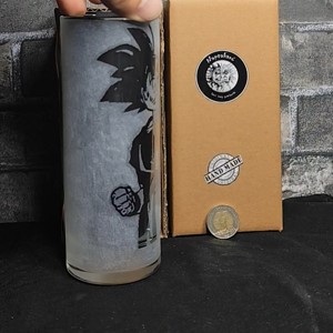 Son Goku � pahar de sticlă gravat manual  -  - Artynos.ro