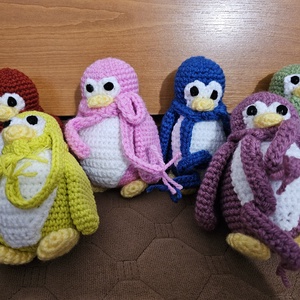 Pinguini croșetați - jucării și echipamente pentru copii - plușuri - figurine de pluș - Artynos.ro