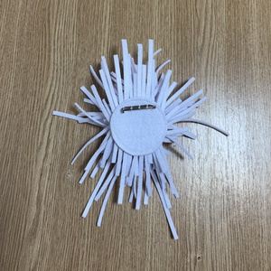 Broșă colorată  - bijuterii - broșe - Artynos.ro