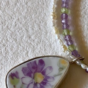 Porțelan floral cu pandantiv - colier -  - Artynos.ro