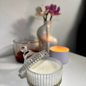 Lumânări parfumate personalizabile � eleganță în fiecare detaliu - casă & stil de viață - lumânări, parfumuri, arome - lumânări artizanale - Artynos.ro