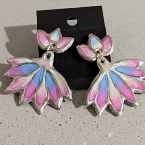 Cercei Lotus glow in the dark , Bijuterii, Cercei, Cercei din rasina, Confectionarea bijuteriilor, ARTYNOS