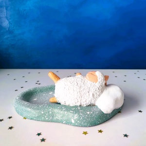 Suport Bijuterii Oiță tolănită pe nor - bijuterii - suporturi și cutii de bijuterii - stand bijuterii - Artynos.ro