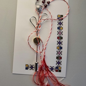 Martisor Ugly flower - Artynos.ro