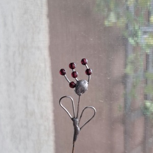 Martisor Ugly flower - bijuterii - mărțișor - Artynos.ro