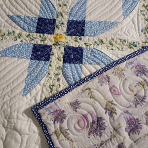 Patchwork cuvertură cu model de fereastră catedrală -  - Artynos.ro
