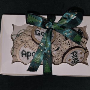 Set de ornamente pentru pomul de Crăciun -  - Artynos.ro