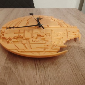 Ceas de perete Star Wars 3D auriu, , , Un produs util, cu un decor minunat detaliat. Cei dragi ai tai au deja unul? Micile nave spatiale s..., ARTYNOS