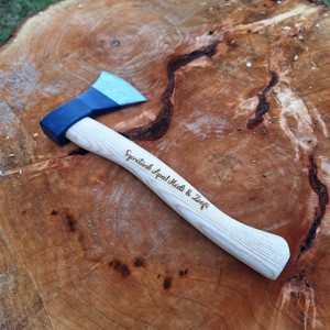 Topor cu gravură unică � numai pentru bărbați adevărați! - casă & stil de viață - accesorii de grădină - unelte de grădinărit - Artynos.ro