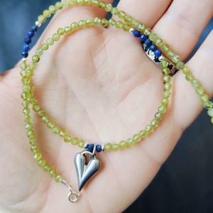 Colier 'Sweet ' cu peridot  - bijuterii - coliere - coliere din mărgele - Artynos.ro