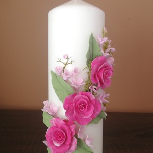 Dansul florilor din lut airdry...pe o lumanare, Casa & Stil de viata, Accesorii pentru decorat casa, Decoratiuni de masa si decoratiuni pentru rafturi , Decoratiuni de masa, Altele, ARTYNOS