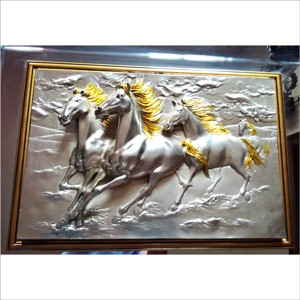 Relief ecvestru de culoare argintie din Italia , Arte vizuale si accesorii , Sculptura, Statuie din metal, , ARTYNOS