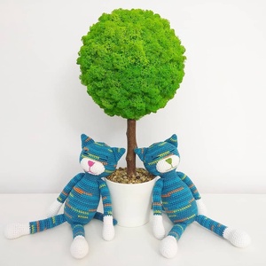 Pisica Amineko crosetata manual, 25cm  - Artynos.ro
