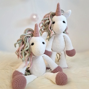 Unicorn crosetat manual - jucării și echipamente pentru copii - plușuri - unicorn - Artynos.ro