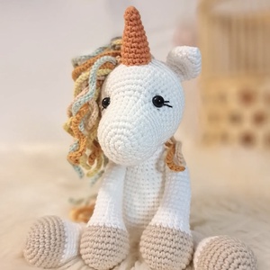 Unicorn crosetat manual - jucării și echipamente pentru copii - plușuri - unicorn - Artynos.ro