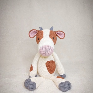 Vacuta crosetata manual, Jucarii si echipamente pentru copii, Plusuri, Papusa crosetata, papusa de plus, Crosetat, ARTYNOS