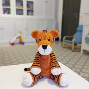 Tigru crosetat manual - Artynos.ro