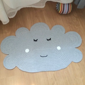 Covor crosetat manual din bumbac, forma nor  - jucării și echipamente pentru copii - jucării bebeluși - covoraș de joacă - Artynos.ro