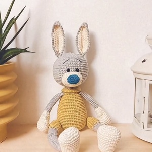 Iepuras crosetat 32cm - jucării și echipamente pentru copii - plușuri - iepure de pluș - Artynos.ro