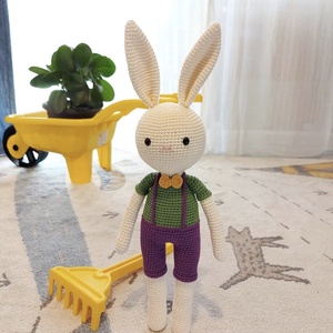 Iepuras crosetat 40cm. Fetita/Baietel  - decor de sărbători - decorațiuni de paște - iepuraș de paște - Artynos.ro