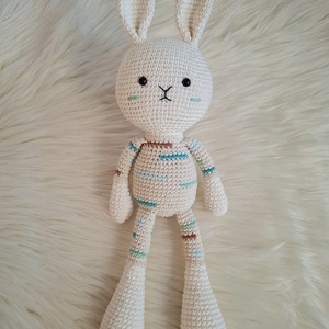 Iepuras crosetat manual 23cm - jucării și echipamente pentru copii - plușuri - iepure de pluș - Artynos.ro